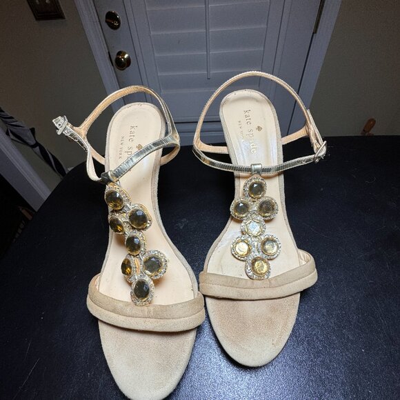 KAte spade size 7 sandal with jeweled accents - Picture 7 of 12